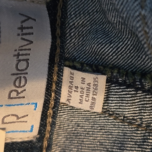NWT Relativity Women's Curvy Boot Jeans Size 14 - Picture 10 of 10